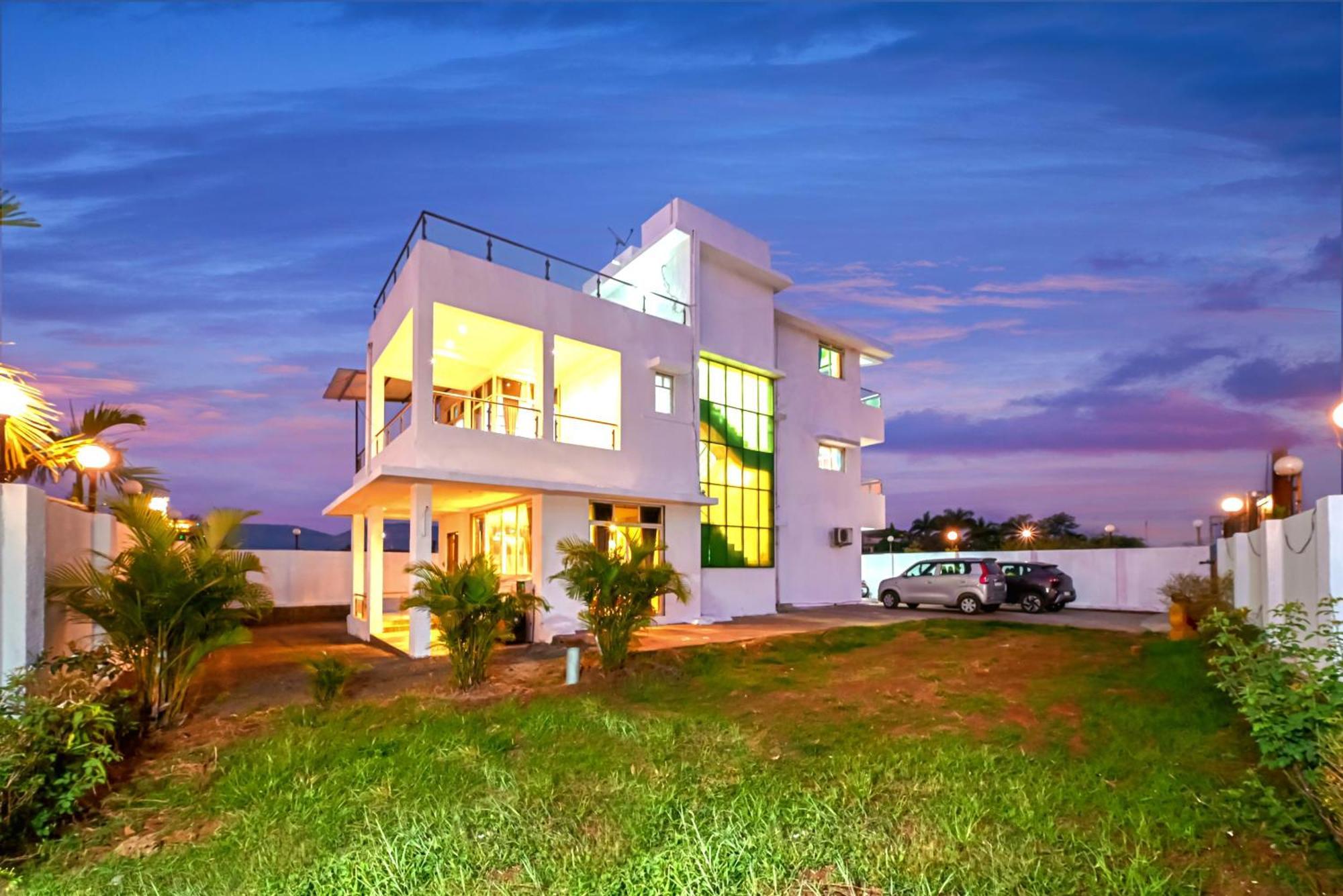 Empyrean Stay II 6Bhk Big Daddy Villa Ll Ac II Pvt Pool II Terrace View II Lux Lonavala Dış mekan fotoğraf